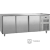 Koelwerkbank Gastro-Inox 222.075 heeft 3 deuren en een afmeitng van 2500(b)x700(d)x850(h)mm